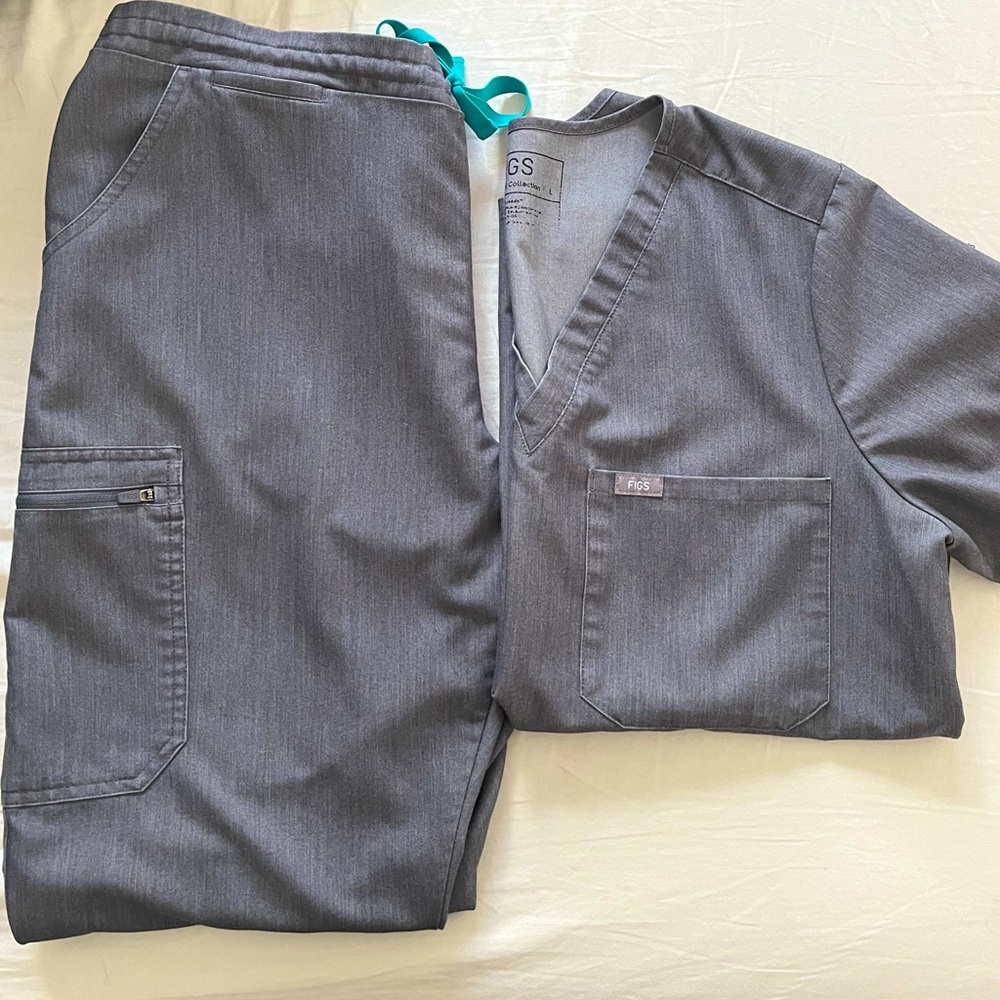 Figs large Graphite scrubs